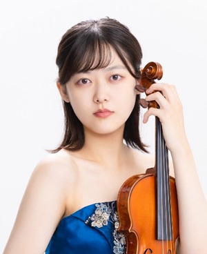 Horitake, Yuiの肖像写真