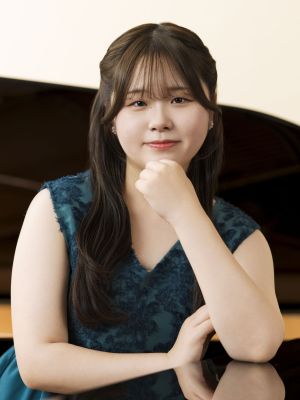 Inazawa, Tomoka
の肖像写真