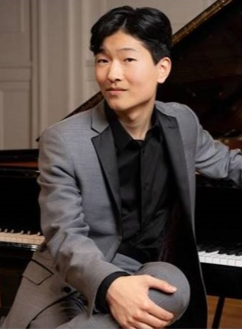 ノア・キムの肖像写真