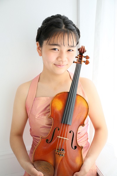 井川　真衣の肖像写真