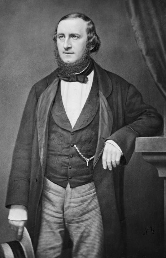 ウォラスの肖像写真