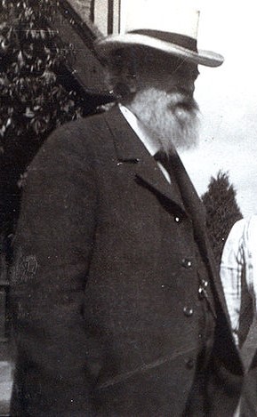 バウムフェルダーの肖像写真