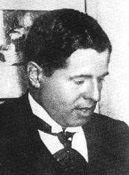 マニャールの肖像写真