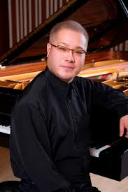 Tamura, Hibikiの肖像写真