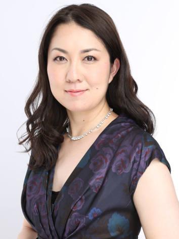 Omine, Mikuの肖像写真