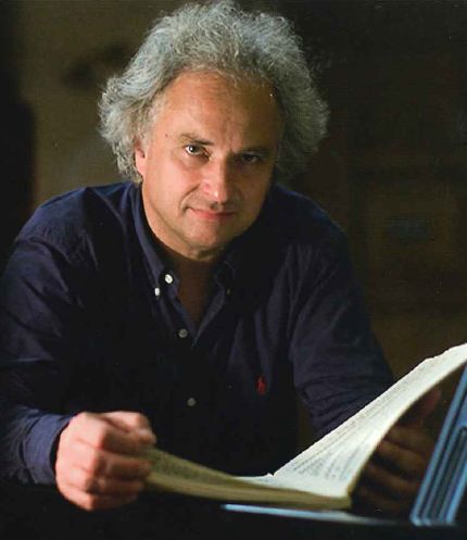 イヴ　アンリの肖像写真