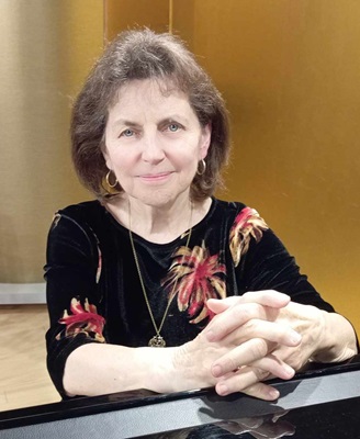 Gulyas, Marta の肖像写真