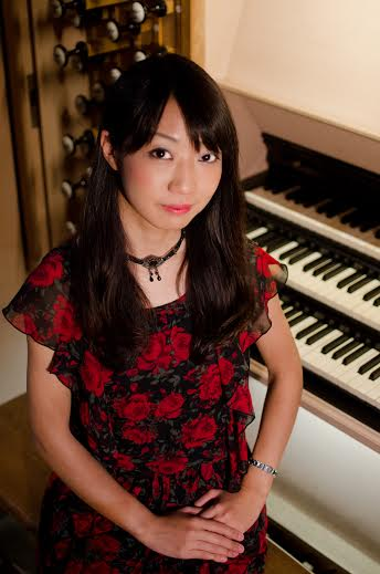 石丸　由佳の肖像写真