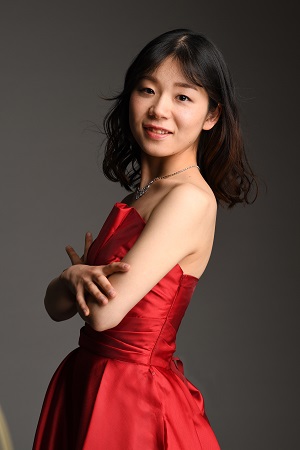 三上　結衣の肖像写真