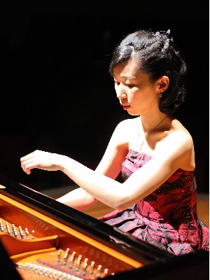 佐伯　周子の肖像写真