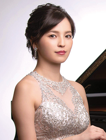 加々見　茉耶の肖像写真