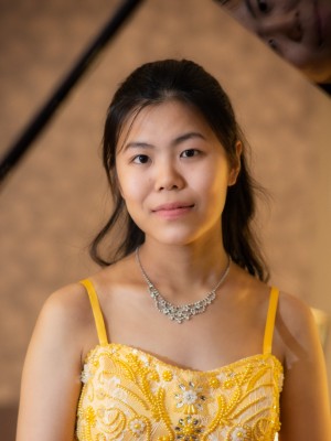 進藤　実優の肖像写真