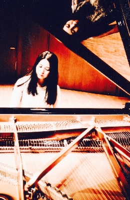 関根　利佳の肖像写真